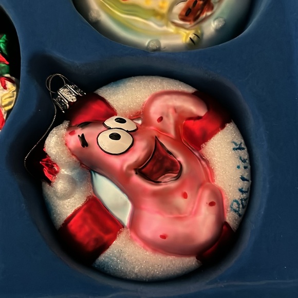 SpongeBob Winter Wonderland Ornament Set by Kurt Adler - Picture 5 of 6